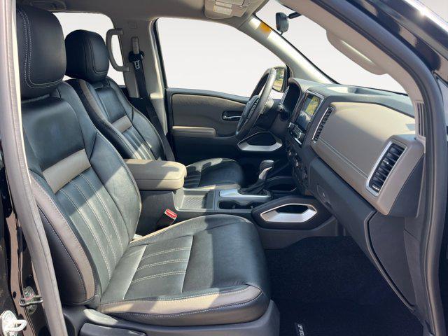 Photo of 2022 Super Black Nissan Frontier