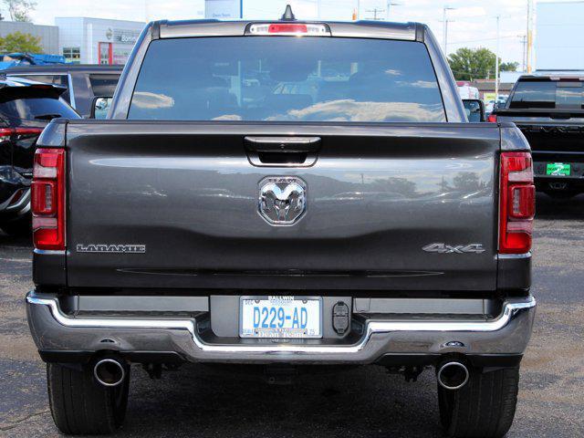 Photo of 2024 Granite Crystal Metallic Clearcoat RAM 1500