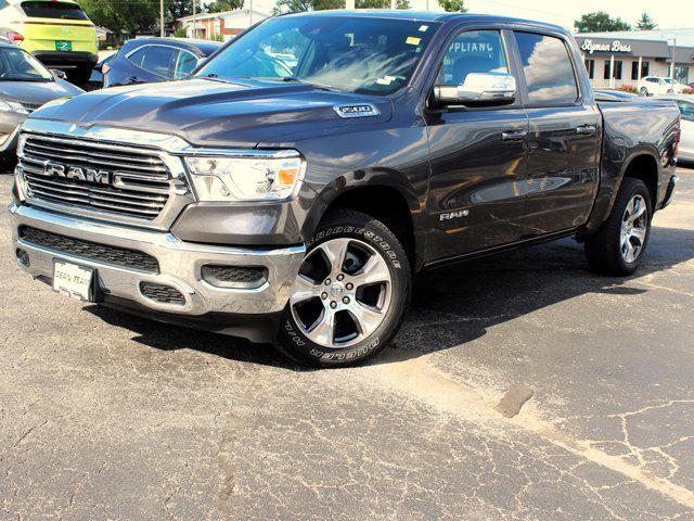 Photo of 2024 Granite Crystal Metallic Clearcoat RAM 1500