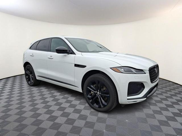 Photo of 2026 Fuji White Jaguar F-PACE