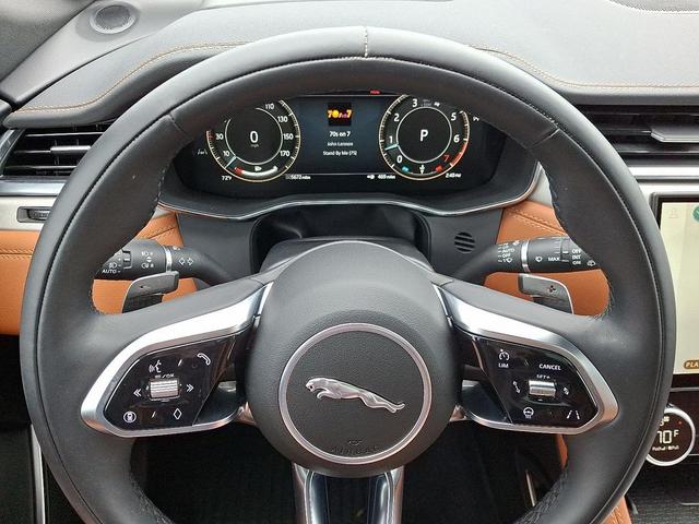 Photo of 2026 Fuji White Jaguar F-PACE