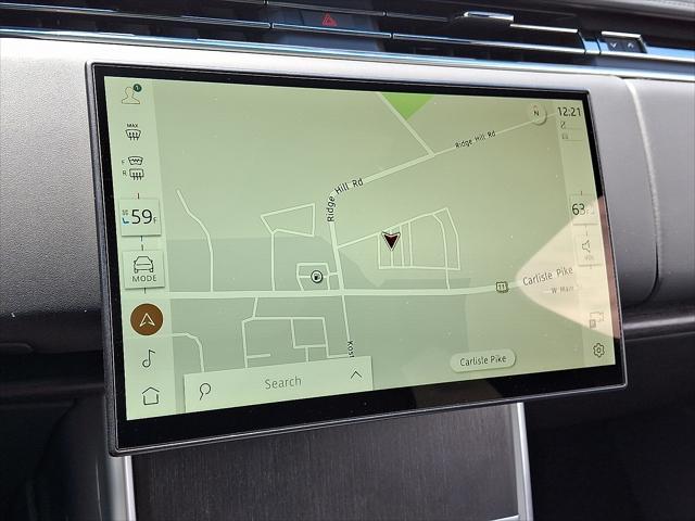 Photo of 2025 Blue Land Rover Range Rover