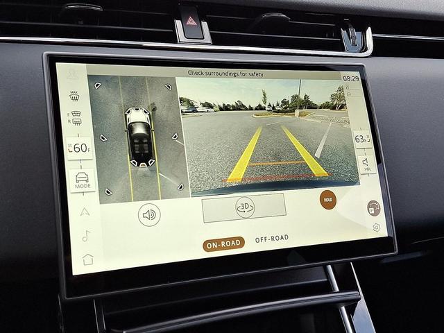 Photo of 2026 Carpathian Grey Premium Metallic - 1AU Land Rover Range Rover Evoque