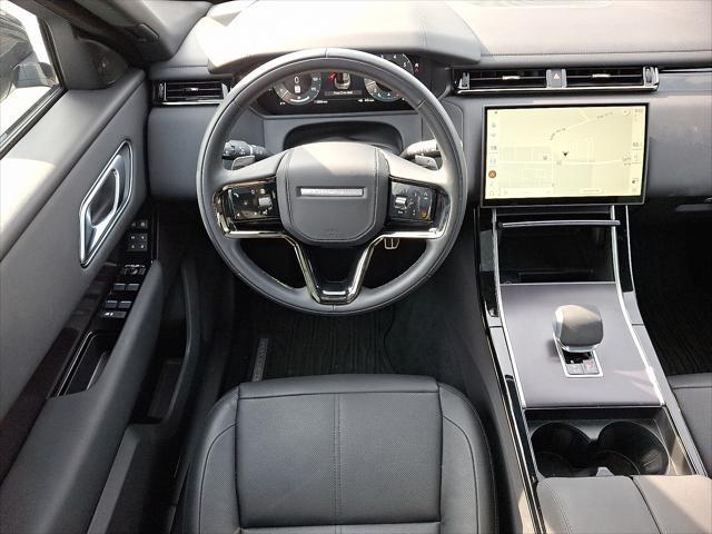 Photo of 2026 Arroios Grey Metallic - 1FU Land Rover Range Rover Velar