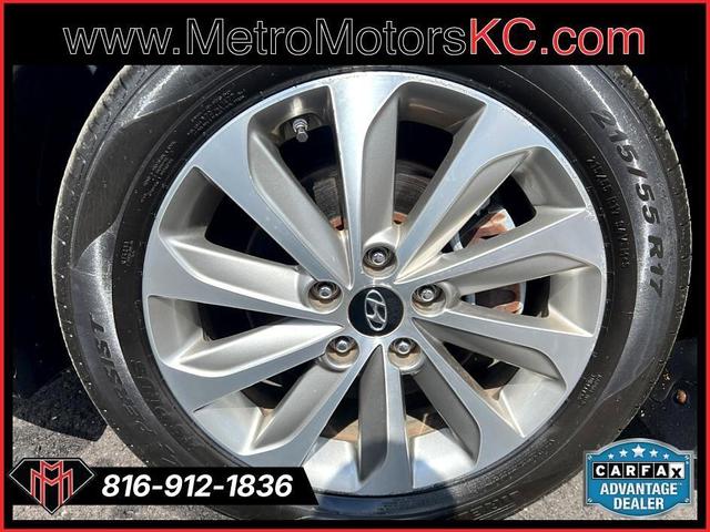 Photo of 2014 Pacific Blue Pearl Hyundai SONATA