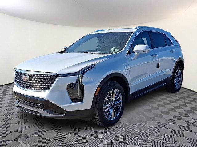 Photo of 2025 Crystal White Tricoat Cadillac XT4