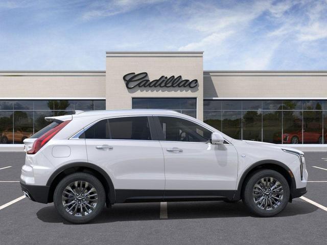 Photo of 2025 Crystal White Tricoat Cadillac XT4