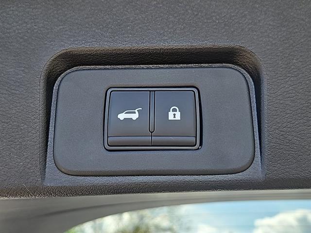 Photo of 2026 Everest White P Nissan Rogue