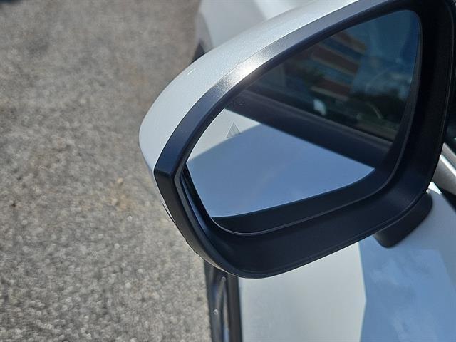 Photo of 2026 Everest White P Nissan Rogue