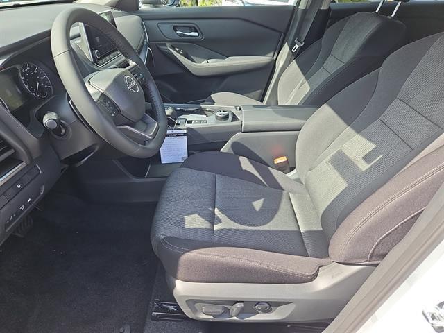 Photo of 2026 Everest White P Nissan Rogue