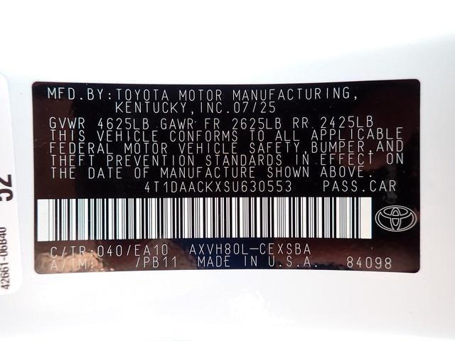 Photo of 2025 Ice Toyota Camry
