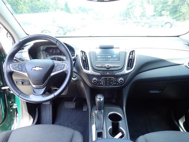 Photo of 2018 Ivy Metallic Chevrolet Equinox