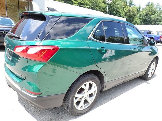Photo of 2018 Ivy Metallic Chevrolet Equinox