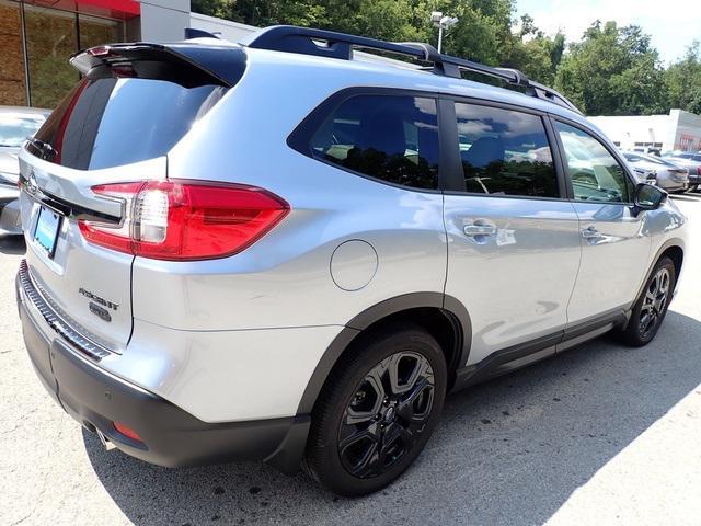 Photo of 2024 Ice Silver Metallic Subaru Ascent
