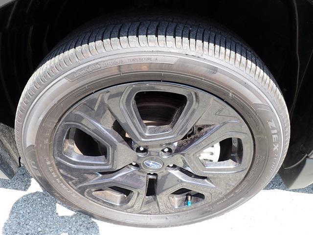 Photo of 2024 Ice Silver Metallic Subaru Ascent