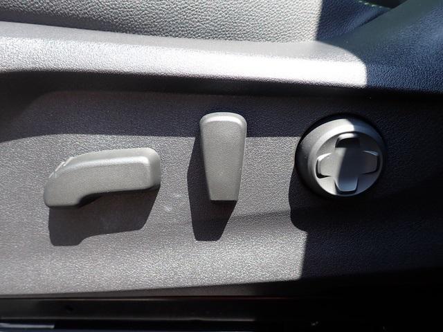 Photo of 2024 Ice Silver Metallic Subaru Ascent