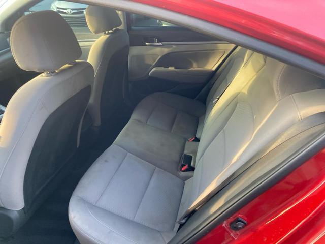 Photo of 2020 Red Hyundai ELANTRA