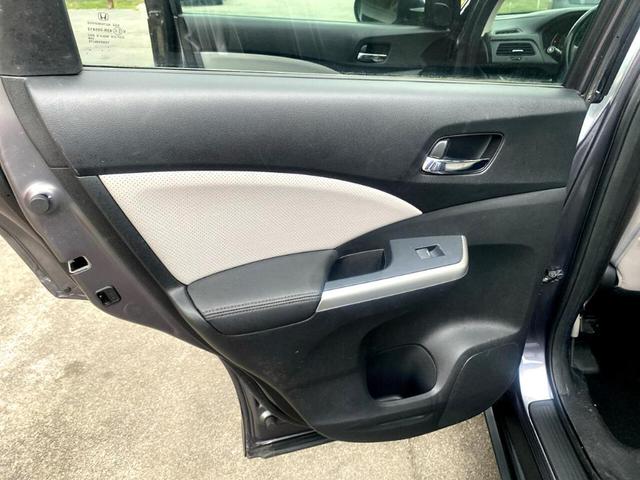 Photo of 2016 Gray Honda CR-V