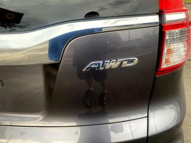 Photo of 2016 Gray Honda CR-V