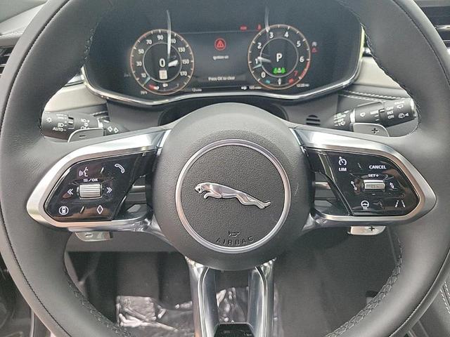 Photo of 2025 Carpathian Grey Jaguar F-PACE