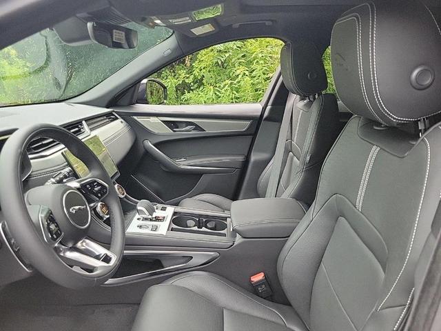 Photo of 2025 Carpathian Grey Jaguar F-PACE