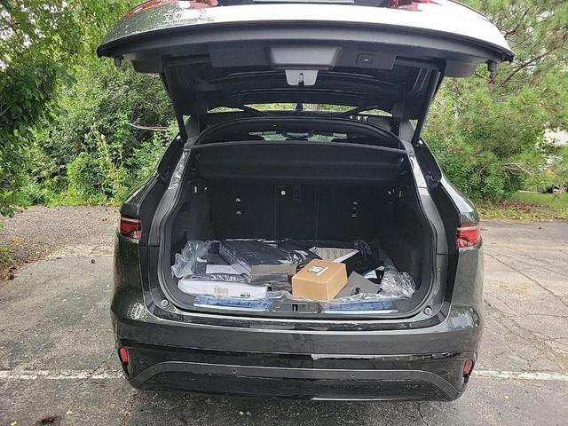 Photo of 2025 Carpathian Grey Jaguar F-PACE