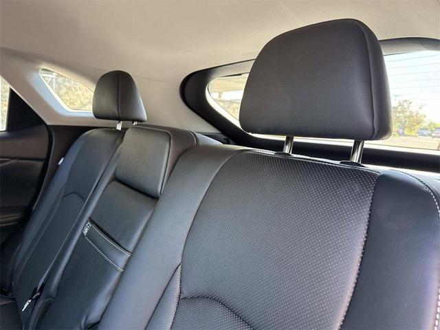 Photo of 2022 Atomic Silver Lexus RX 350