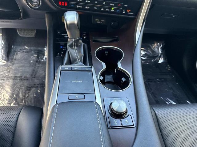 Photo of 2022 Atomic Silver Lexus RX 350