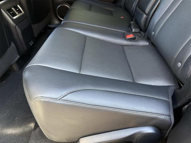 Photo of 2022 Atomic Silver Lexus RX 350