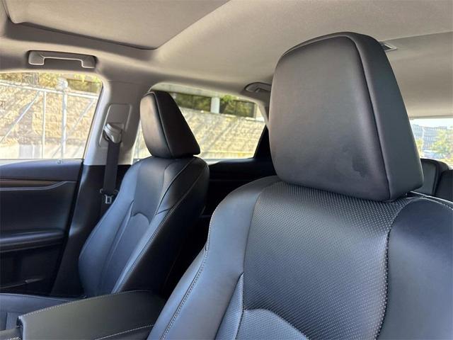 Photo of 2022 Atomic Silver Lexus RX 350