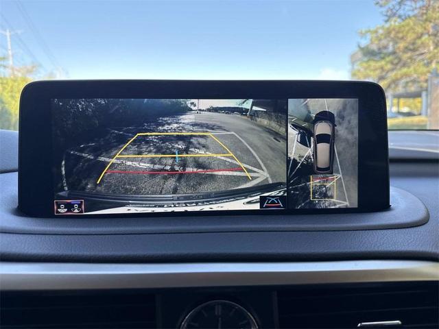 Photo of 2022 Atomic Silver Lexus RX 350