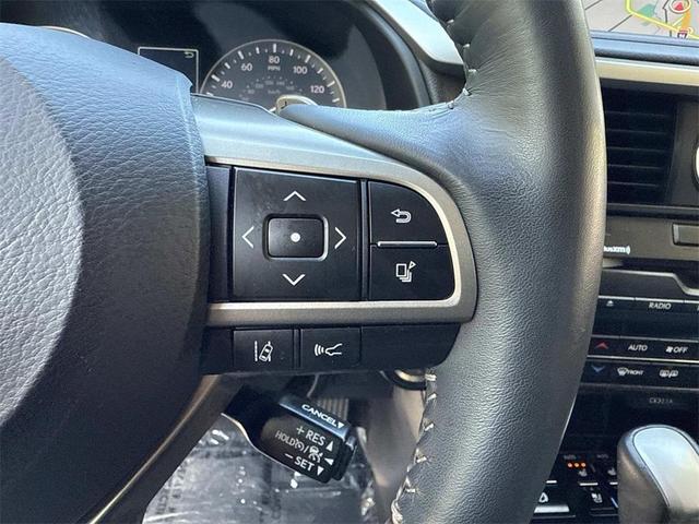Photo of 2022 Atomic Silver Lexus RX 350