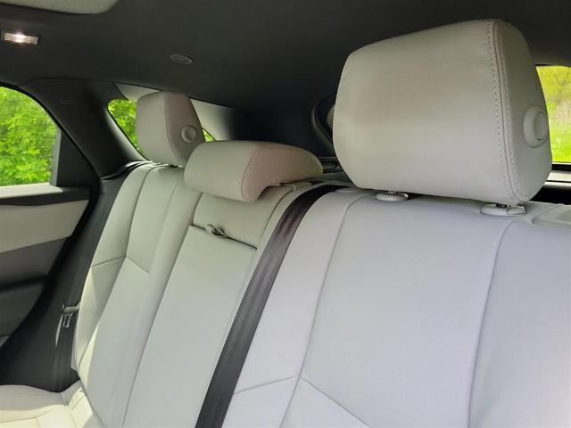 Photo of 2026 Fuji White Land Rover Range Rover Velar