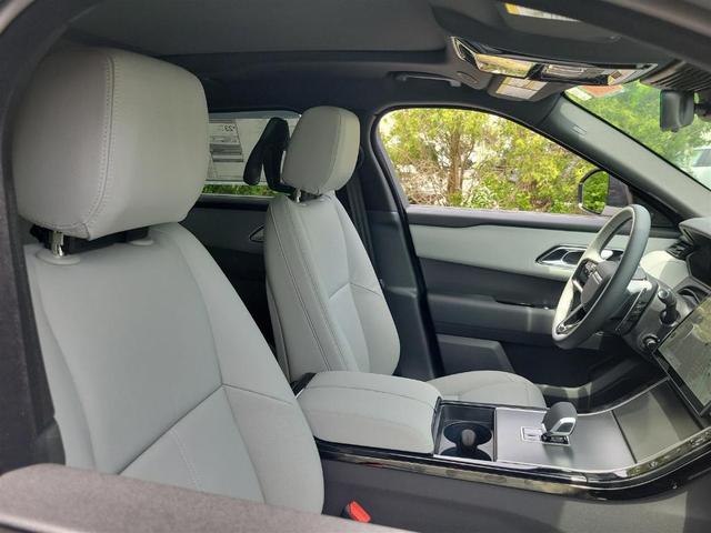 Photo of 2026 Fuji White Land Rover Range Rover Velar