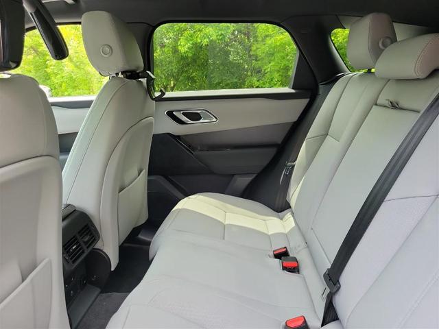 Photo of 2026 Fuji White Land Rover Range Rover Velar