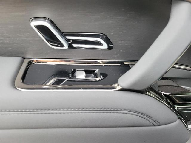 Photo of 2025 Eiger Grey Land Rover Range Rover Sport