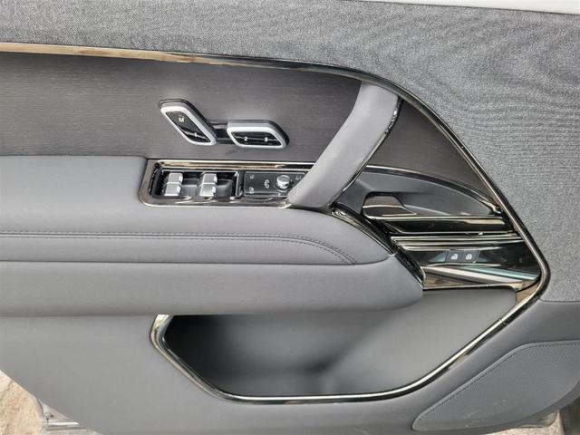 Photo of 2025 Eiger Grey Land Rover Range Rover Sport