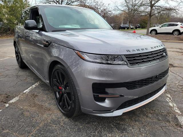 Photo of 2025 Eiger Grey Land Rover Range Rover Sport