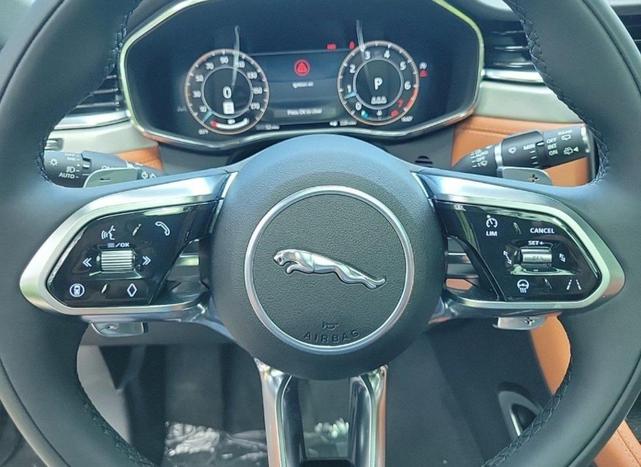 Photo of 2025 Carpathian Grey Jaguar F-PACE