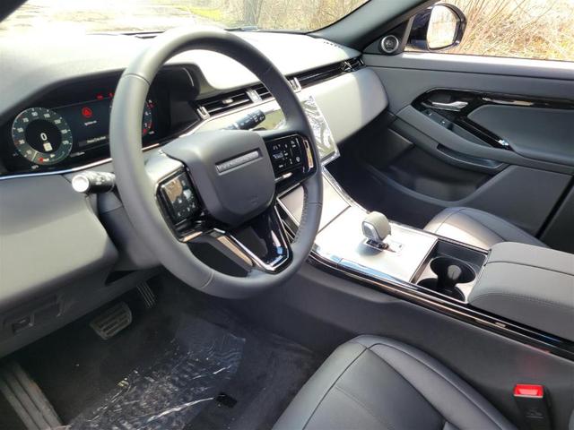 Photo of 2026 Arroios Grey Land Rover Range Rover Evoque