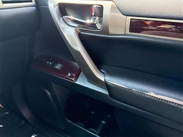 Photo of 2017 Black Lexus GX 460
