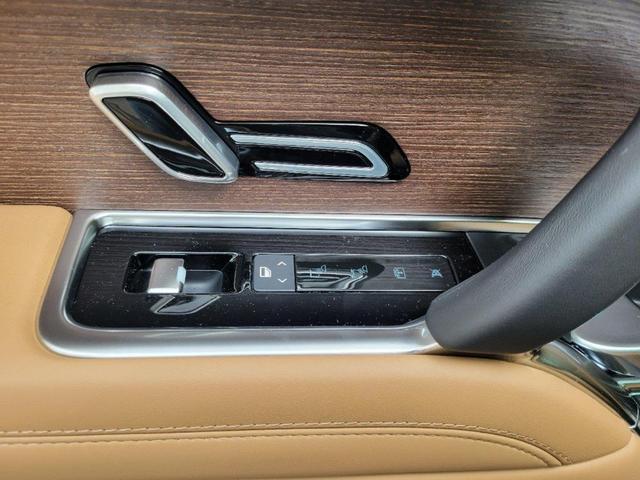 Photo of 2025 Eiger Grey Land Rover Range Rover