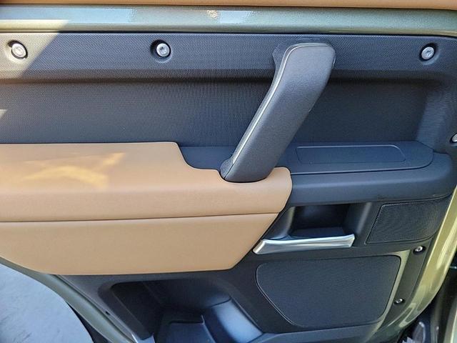 Photo of 2025 Pangea Green Land Rover Defender