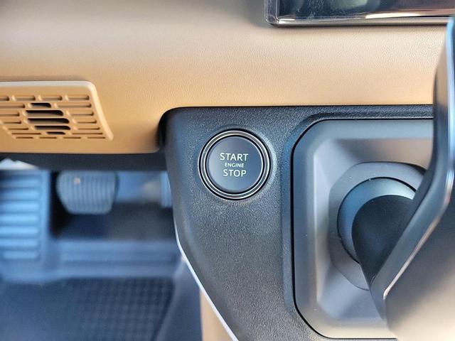 Photo of 2025 Pangea Green Land Rover Defender