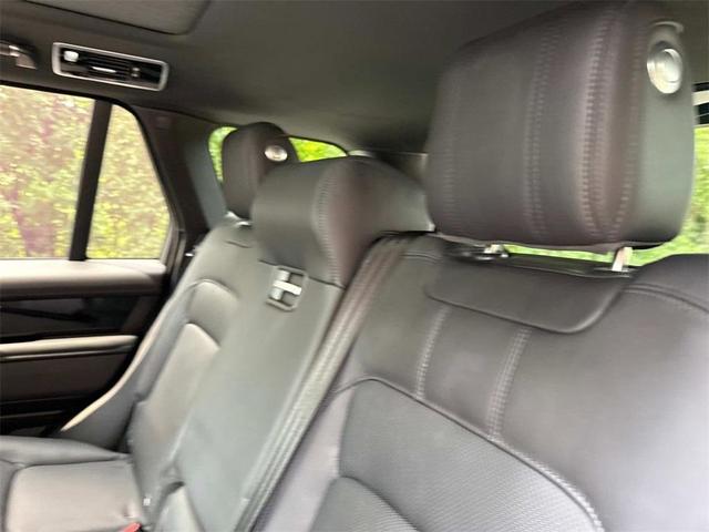 Photo of 2021 Fuji White Land Rover Range Rover