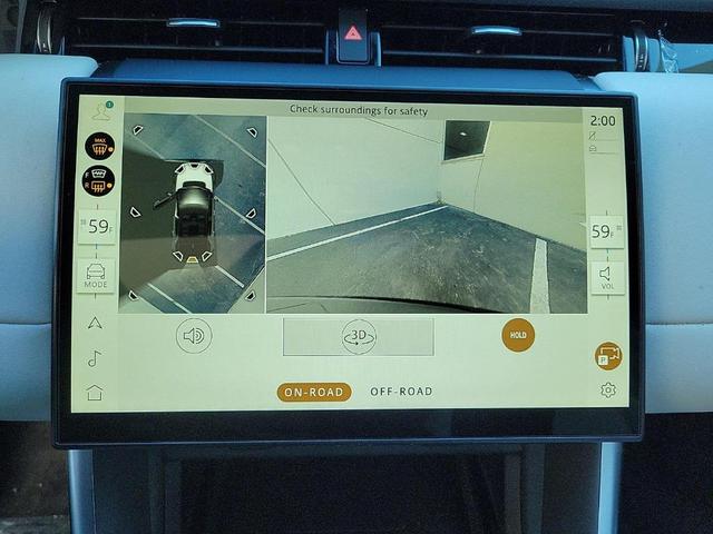Photo of 2024 Santorini Black Land Rover Discovery Sport