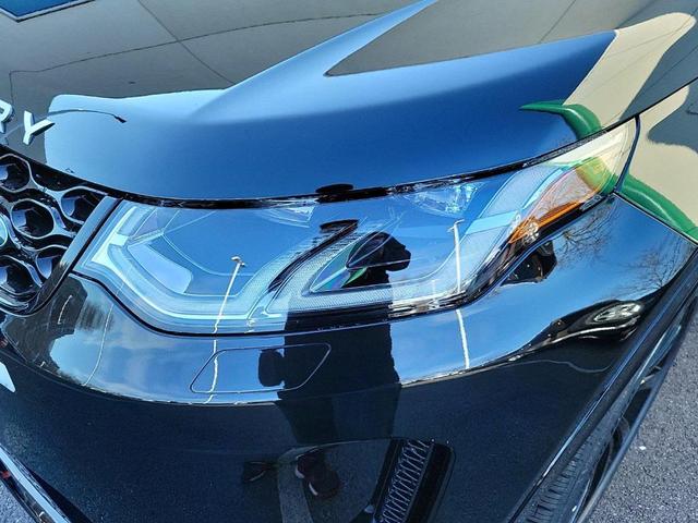 Photo of 2024 Santorini Black Land Rover Discovery Sport