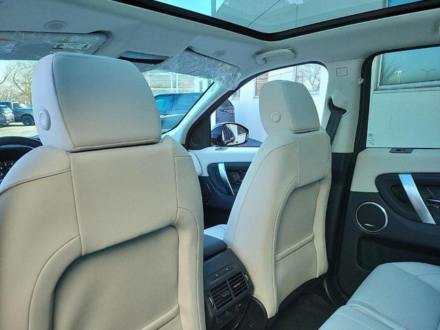 Photo of 2024 Santorini Black Land Rover Discovery Sport