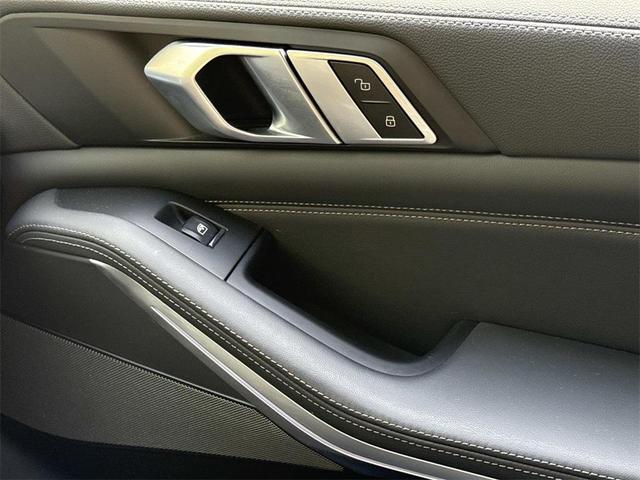 Photo of 2022 Metallic BMW X5
