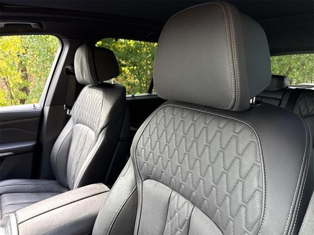 Photo of 2022 Metallic BMW X5
